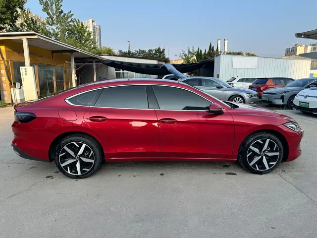 Volkswagen Lamando — Фото автомобиля 6