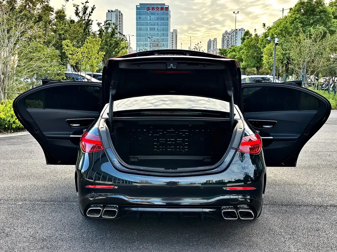 Mercedes-Benz Mercedes-Benz C-Class 2024 C 260 L Sport — Фото автомобиля 13