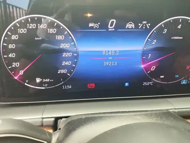 Mercedes-Benz GLE-Class — Фото автомобиля 16