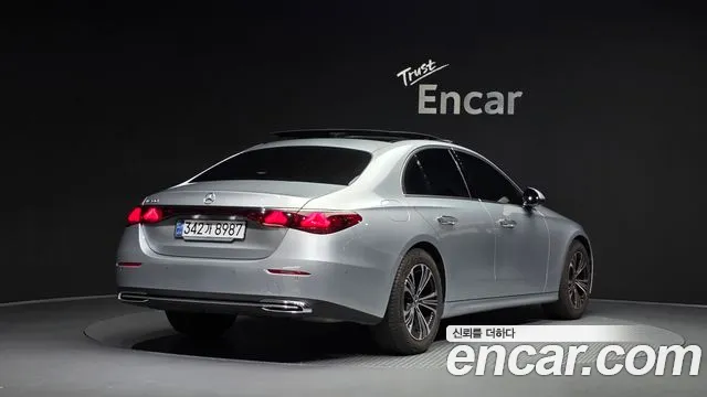 Mercedes-Benz E-Class W214 — Фото автомобиля 2