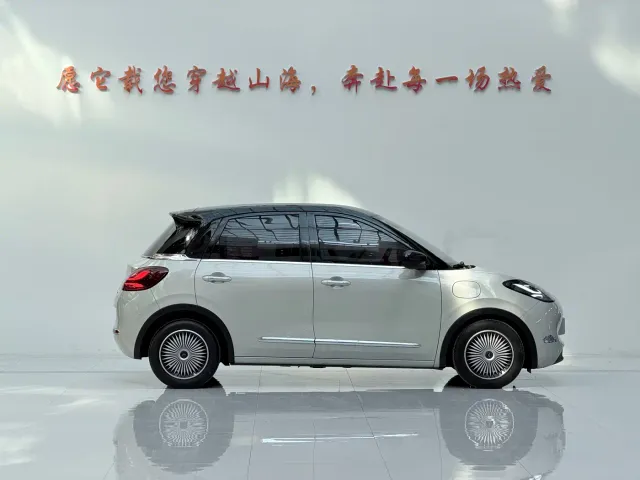 Wuling Bingo — Фото автомобиля 4