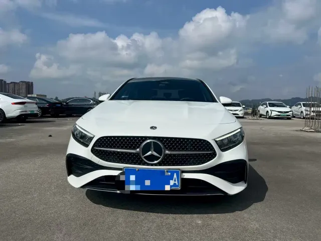 Mercedes-Benz A-Class — Фото автомобиля 2