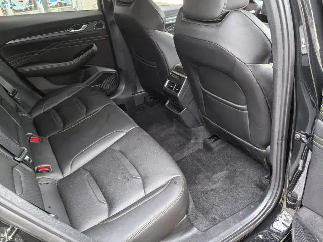 Geely Xingrui — Фото автомобиля 11
