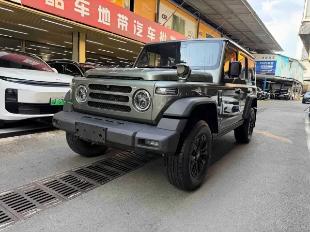 Фотография автомобиля — 212 T01