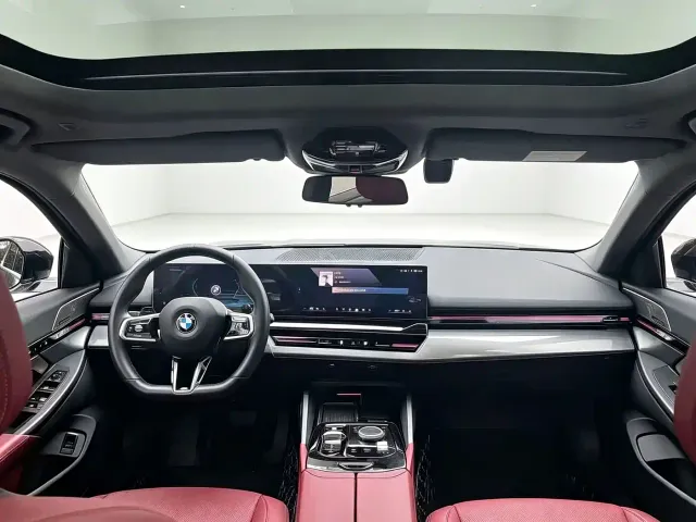 BMW 5 Series — Фото автомобиля 5