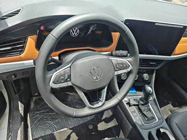 Volkswagen Bora — Фото автомобиля 16