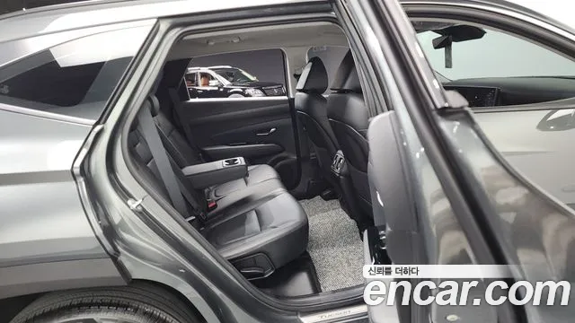 Hyundai Tucson Новый Tucson (NX4) Бензин 1.6 турбо 2WD — Фото автомобиля 9