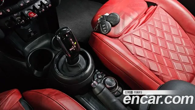 Mini Cooper Cooper 5 дверей Classic — Фото автомобиля 9