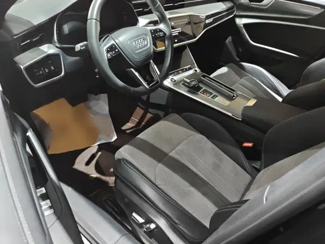 Audi A6L — Фото автомобиля 8