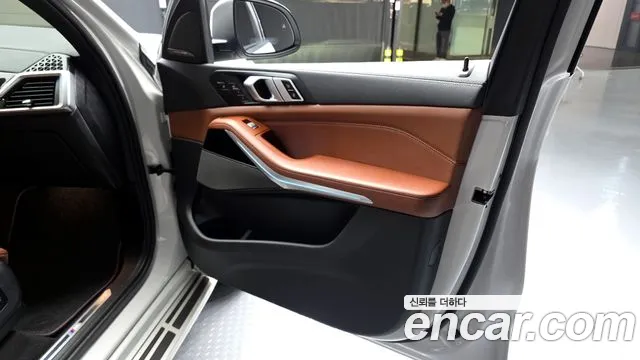 BMW X7 — Фото автомобиля 21