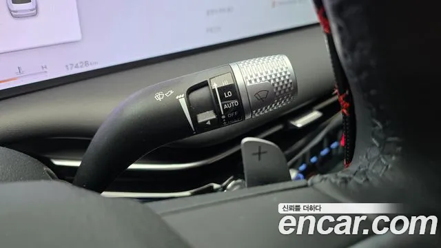 Genesis G80 Бензин 2.5 турбо AWD — Фото автомобиля 17