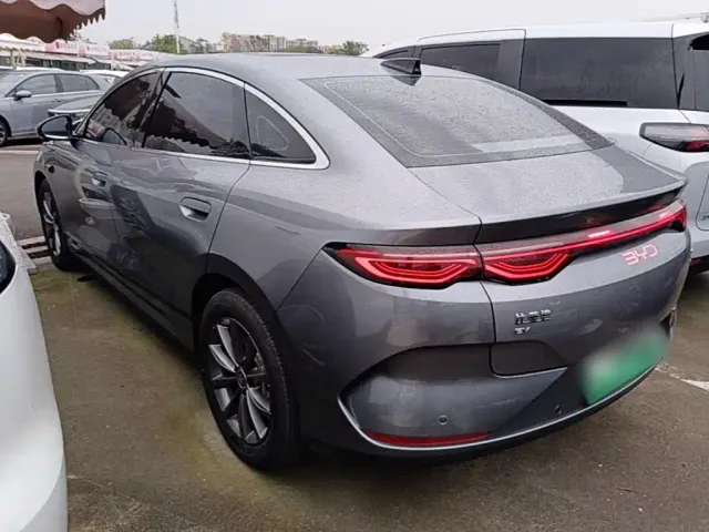 BYD Qin L — Фото автомобиля 4