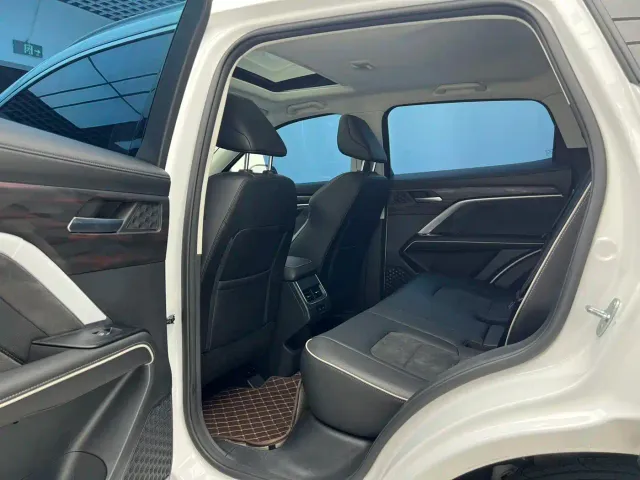 Haval H6 — Фото автомобиля 15