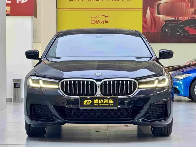 BMW 5 Series — Фото автомобиля 2
