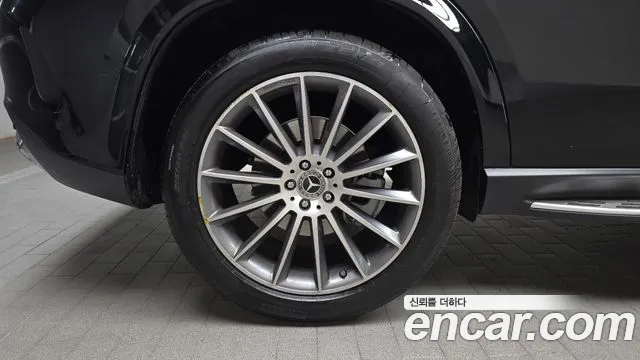 Mercedes-Benz GLE-Class — Фото автомобиля 5