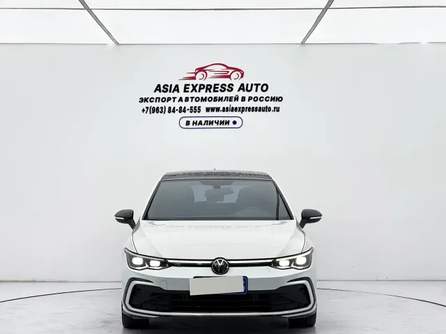 Volkswagen Golf — Фото автомобиля 2