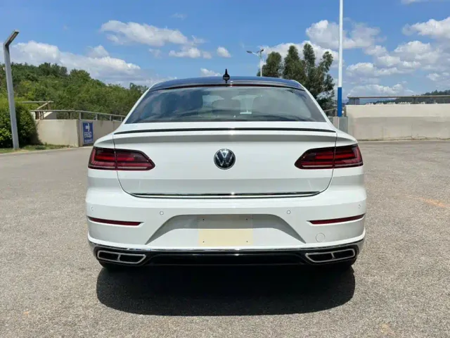 Volkswagen CC — Фото автомобиля 10