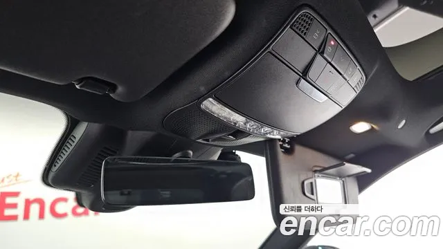 Mercedes-Benz E-Class — Фото автомобиля 20