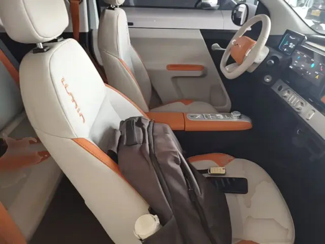 Changan Lumin — Фото автомобиля 24