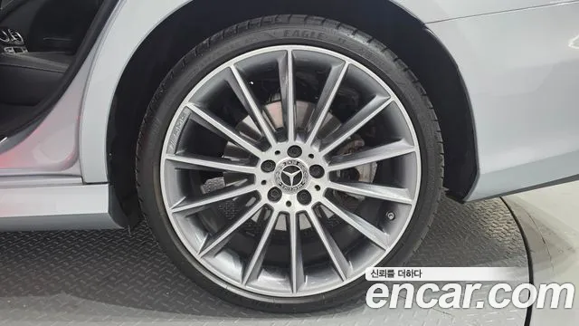 Mercedes-Benz E-Class W213 — Фото автомобиля 6