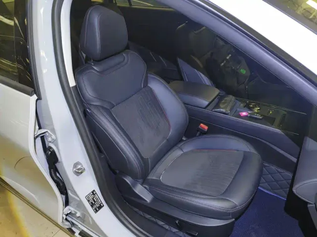 Ford Mondeo — Фото автомобиля 24