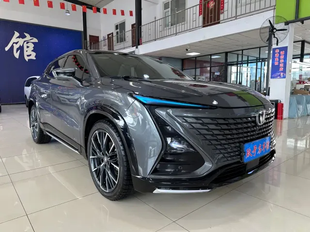 Changan UNI-T — Фото автомобиля 3