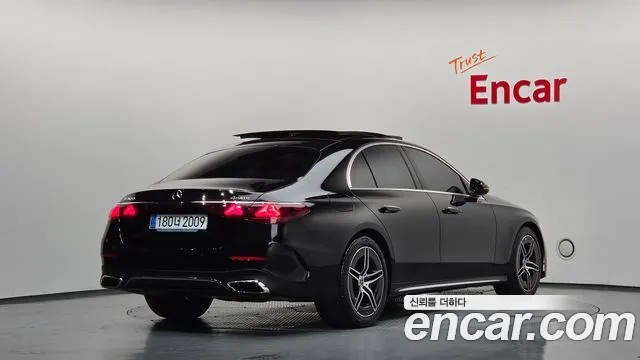 Mercedes-Benz E-Class E-класс W214 — Фото автомобиля 2
