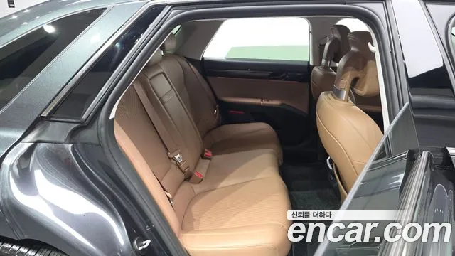 Hyundai Grandeur GN7 — Фото автомобиля 17