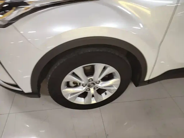 Toyota IZOA — Фото автомобиля 21