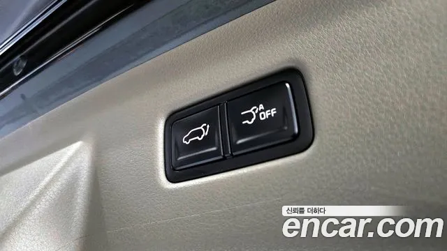 Kia Canival Новый Carnival 4 поколение Бензин 4 места Hi-Limousine — Фото автомобиля 15