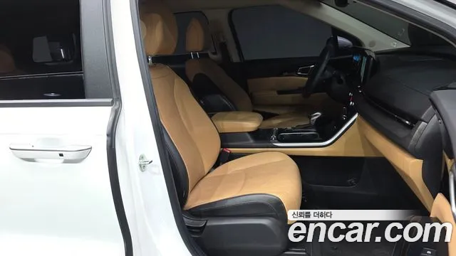 Kia Canival Carnival 4 поколение Дизель 9 мест Prestige — Фото автомобиля 3