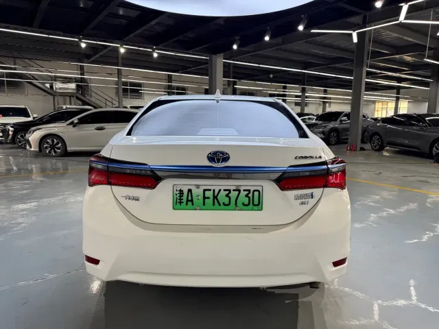 Toyota Corolla Twin Engine E+ — Фото автомобиля 11