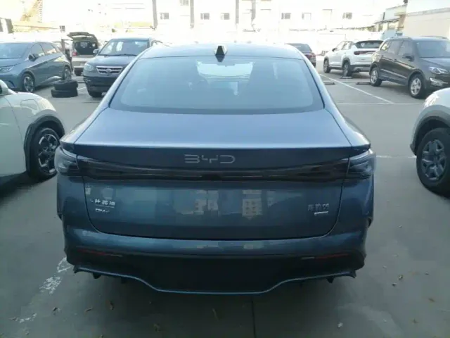 BYD Seal 06 — Фото автомобиля 5