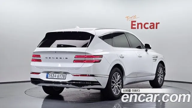 Genesis GV80 2.5T Бензин AWD — Фото автомобиля 2