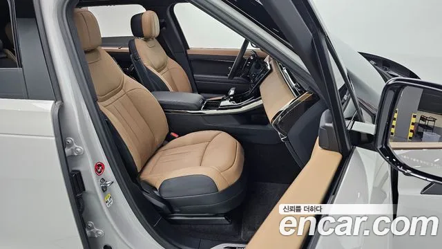 Land Rover Range Rover Sport — Фото автомобиля 15