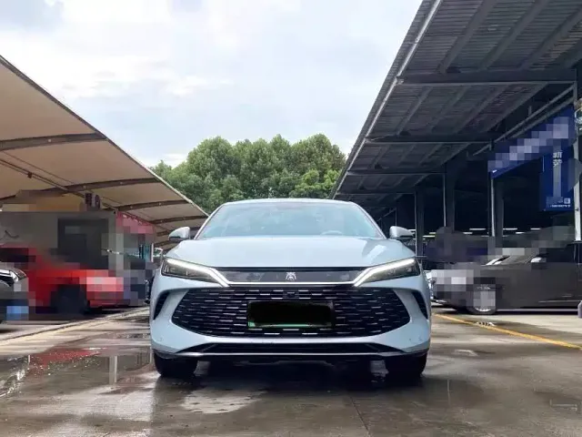 BYD Qin L — Фото автомобиля 2