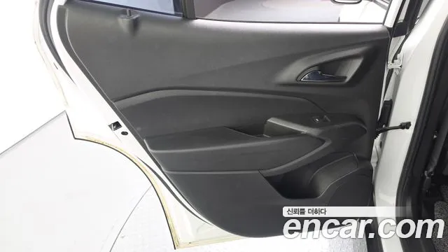 ChevroletGMDaewoo Trax Trax Кроссовер — Фото автомобиля 24