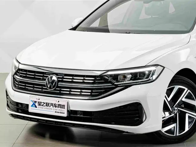 Volkswagen Sagitar — Фото автомобиля 2