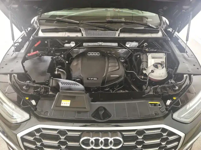 Audi Q5L — Фото автомобиля 12