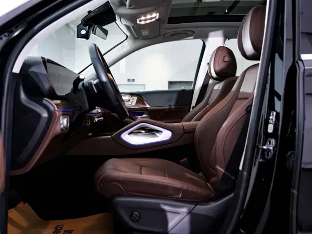 Mercedes-Benz GLE-Class — Фото автомобиля 23