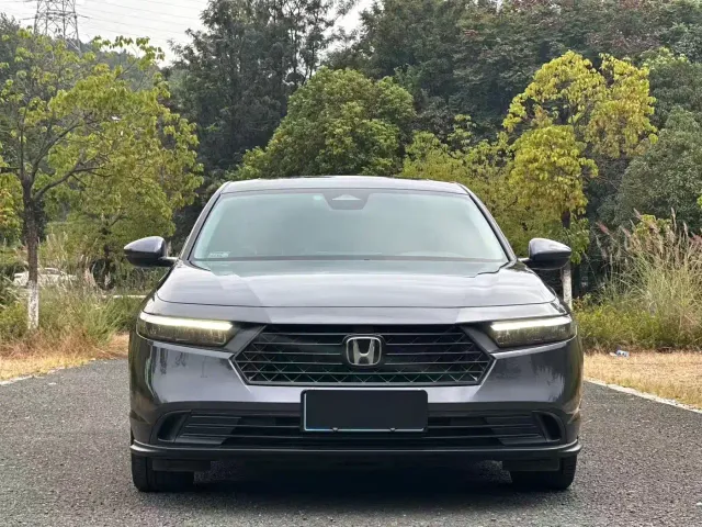 Honda Accord — Фото автомобиля 2