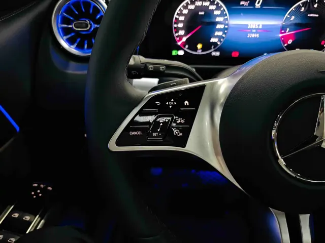 Mercedes-Benz GLB-Class — Фото автомобиля 16