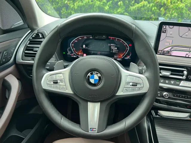 BMW X3 — Фото автомобиля 10