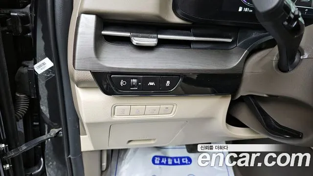 Kia Canival Carnival 4 поколение Дизель 7 мест Signature — Фото автомобиля 12