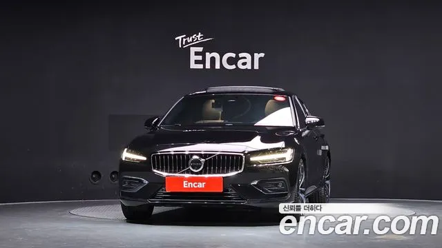 Volvo S60 3rd Gen — Фото автомобиля 3
