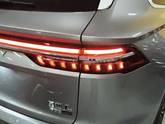Geely Xingyue L — Фото автомобиля 7