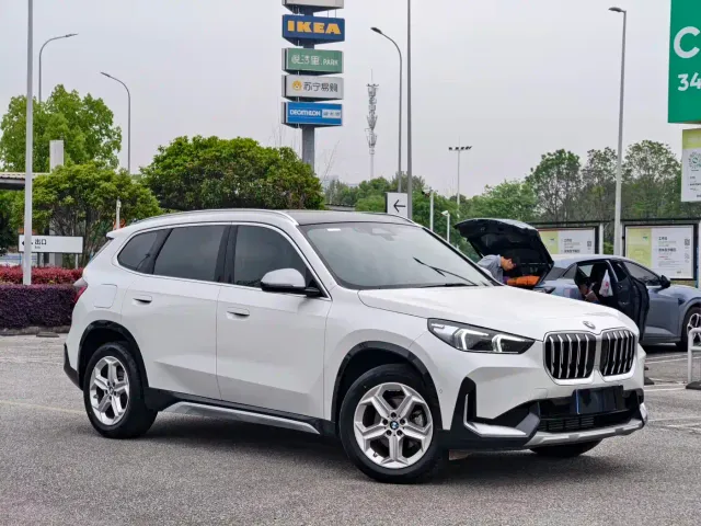 BMW X1 — Фото автомобиля 3