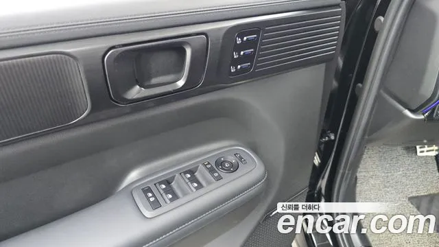 Hyundai Santafe Santa Fe (MX5) Бензин 2.5T 4WD — Фото автомобиля 27