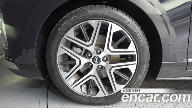 Hyundai Grandeur GN7 — Фото автомобиля 5