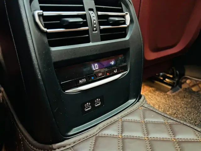 BMW 3 Series — Фото автомобиля 10